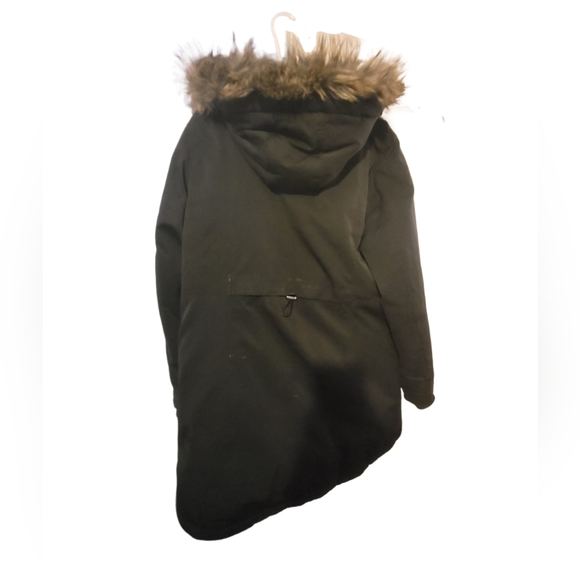 Canadiana brand women's parka - Picture 2 of 2